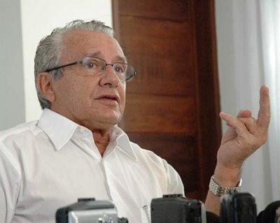 Após acidente, Zé Reinaldo mantém candidatura ao Senado