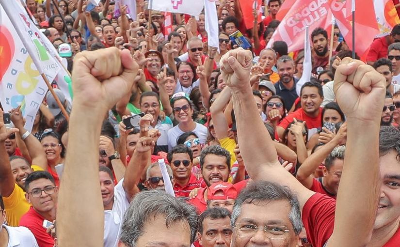 Flávio Dino e Haddad arrastam multidão durante ato em São Luís