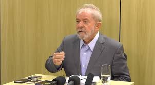 “Moro tem certeza que eu sou inocente”, afirmou Lula na entrevista aos jornais Folha de São Paulo e El País